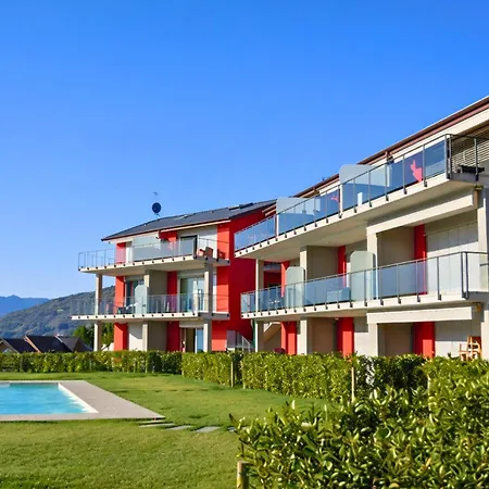 Residenza Roggiolo アパート